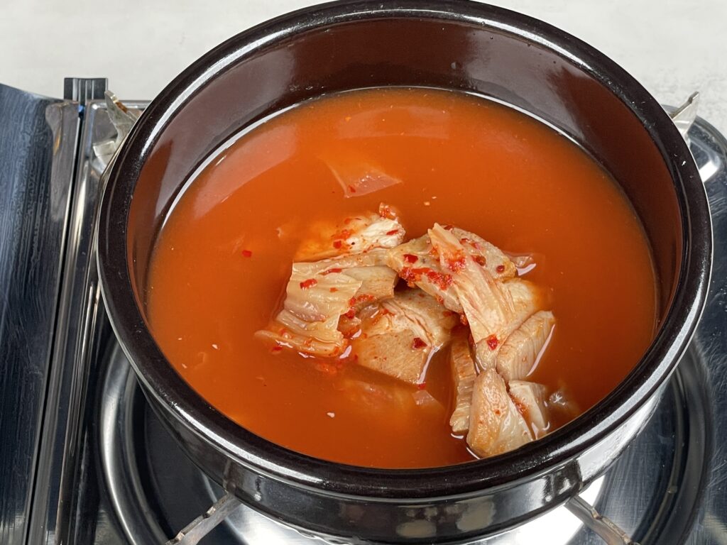 김치찌개 개봉한 모습