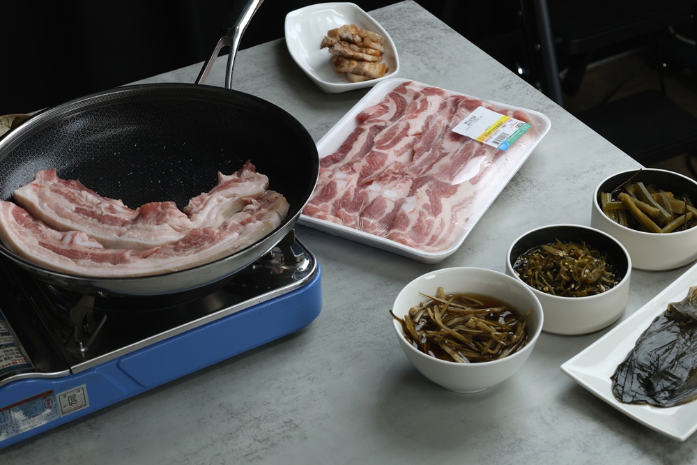 업소용 반찬 시식
